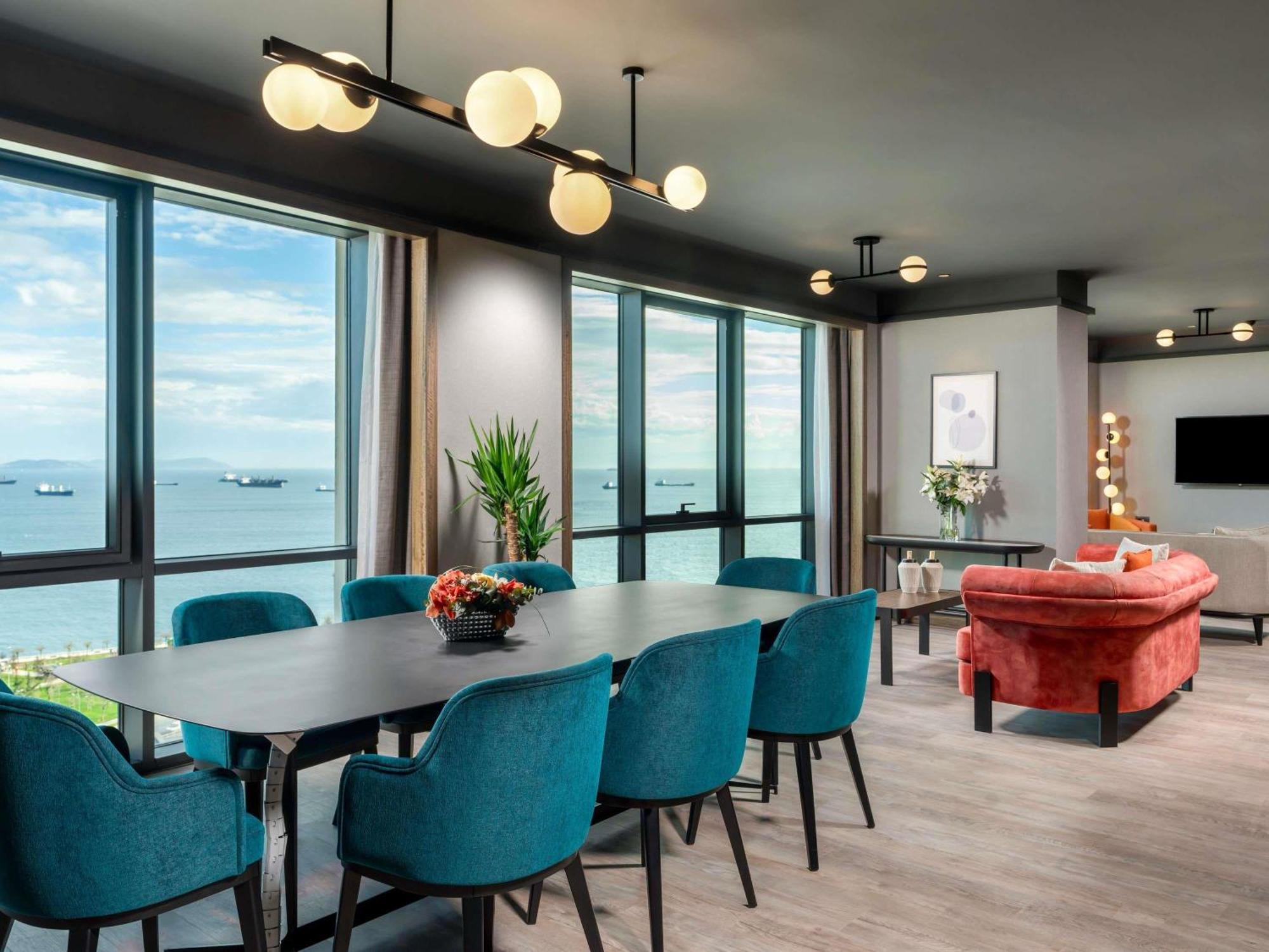 Moevenpick Hotel Istanbul Marmara Sea — Photos 1